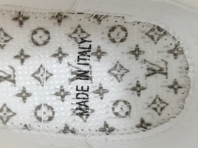 Louis Vuitton LV Trainer White Black Structured Layered Midsole Brick-Pattern Mesh Overlay Lifestyle Sneakers 2