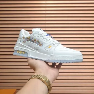 Louis Vuitton LV Trainer branco dourado couro superior bordado floral calcanhar tênis lifestyle