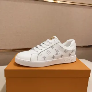 Louis Vuitton LV Trainer Zapatillas Lifestyle Blancas Grises Monogram Canvas Cuero Toe Cap