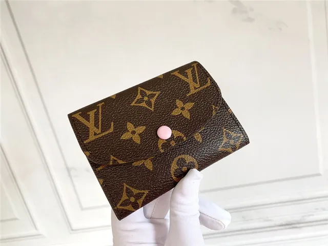 Louis Vuitton Monogram toile flap snap portefeuille court 12