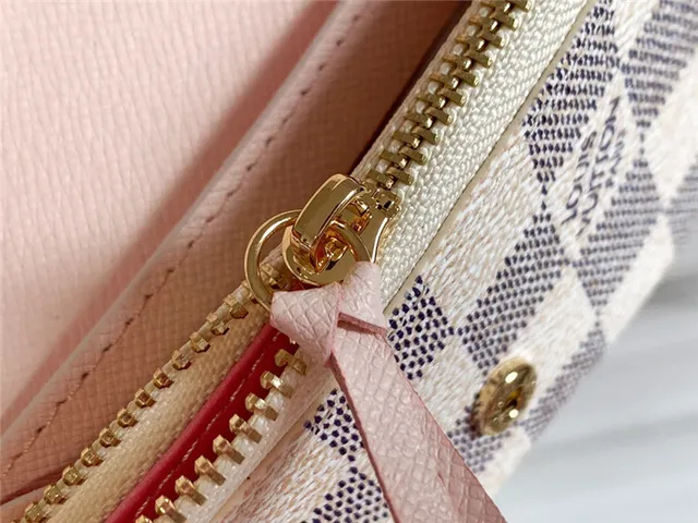 Louis Vuitton Monogram toile flap snap portefeuille court 16