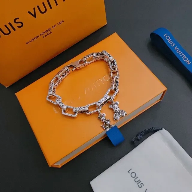 Louis Vuitton Monogram Chain Silver Blue Chunky Link Engraved Bracelet 3