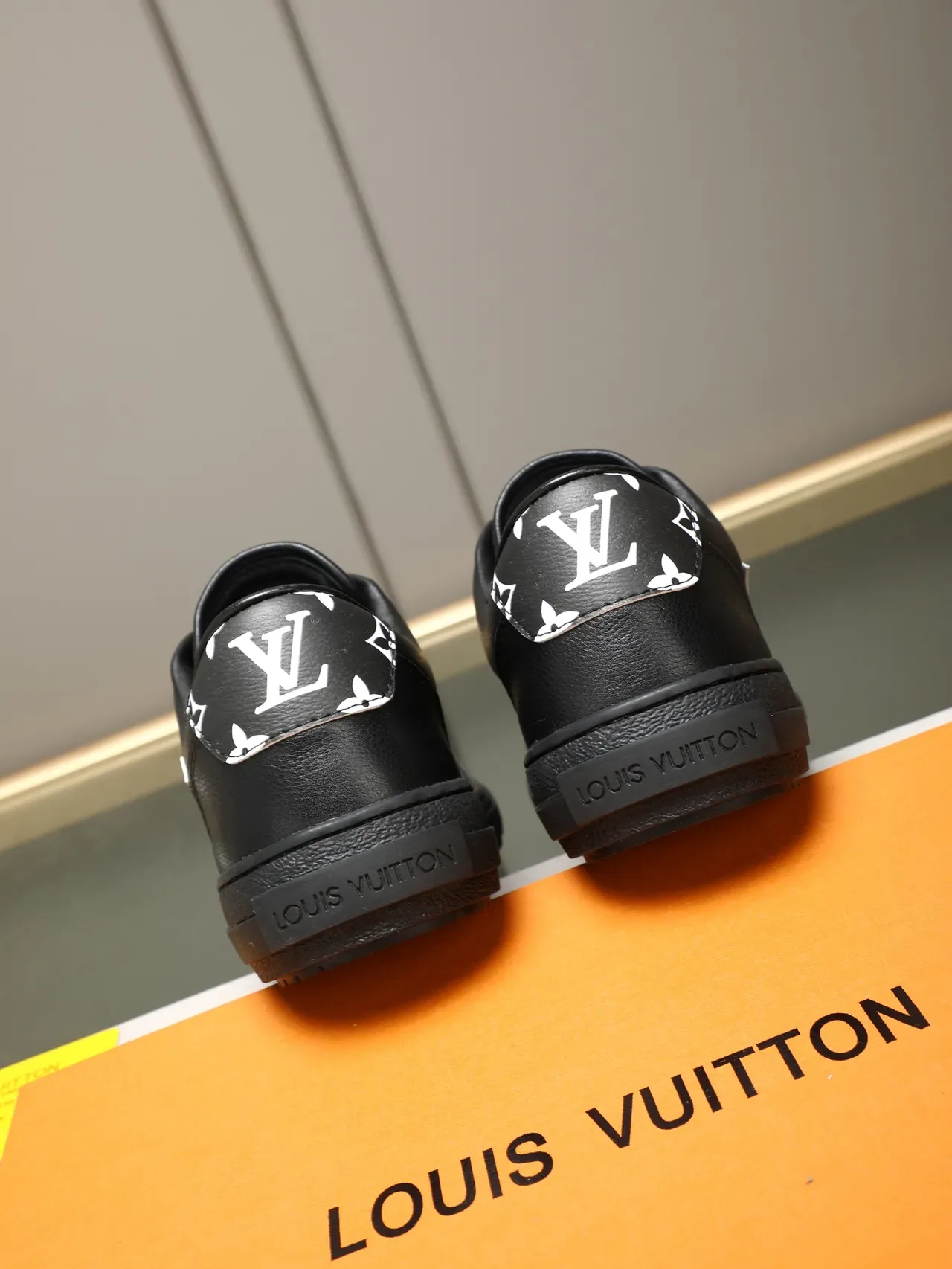 Louis Vuitton Monogram LV Logo Black Lifestyle Sneakers 3