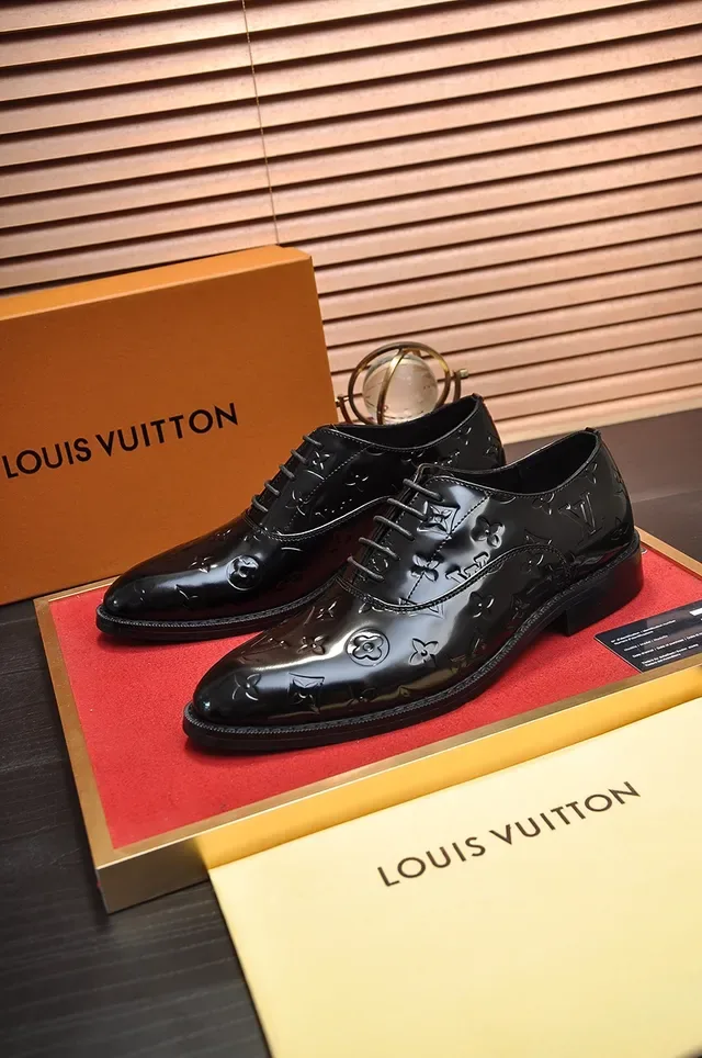 Louis Vuitton Monogram Patent Leather Oxford Shoes 4