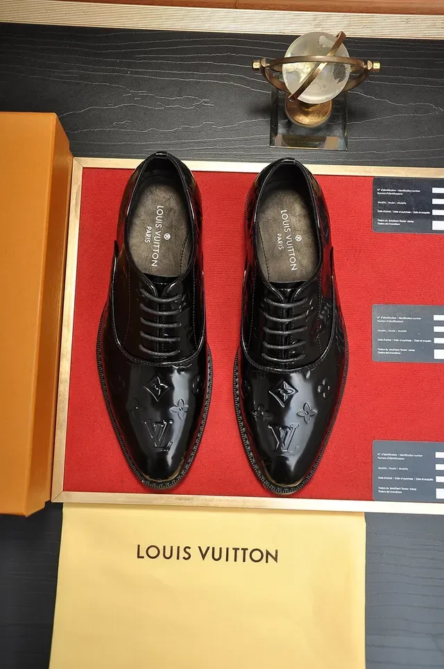 Louis Vuitton Monogram Patent Leather Oxford Shoes 5
