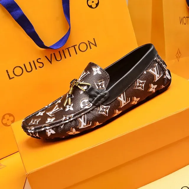 Louis Vuitton Monogram Mocassins Marron Blanc Cuir Tassel 5