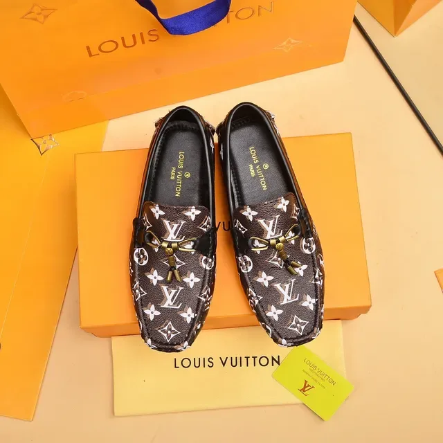Louis Vuitton Monogram Mocassins Marron Blanc Cuir Tassel 8