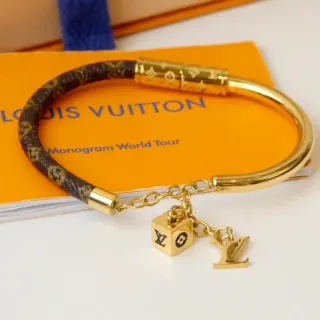 Louis Vuitton Monogram World Tour Pulsera Marrón y Oro