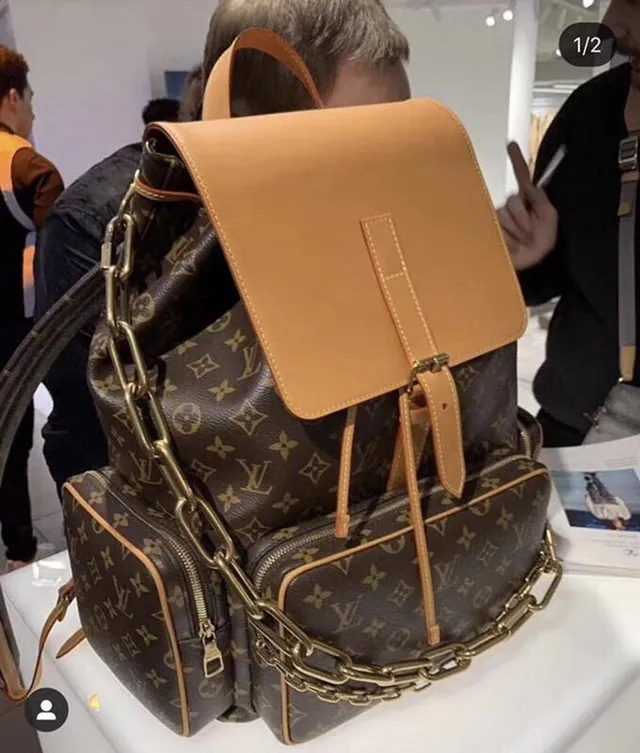 Louis Vuitton Montaigne Brown Beige Monogram Canvas Tan Leather Trim Casual Backpack 16