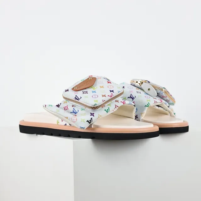 Louis Vuitton Pantoufles Multicolore Beige Imprimé Monogram Tissu Sangle à Fermeture Éclair Pochette 3