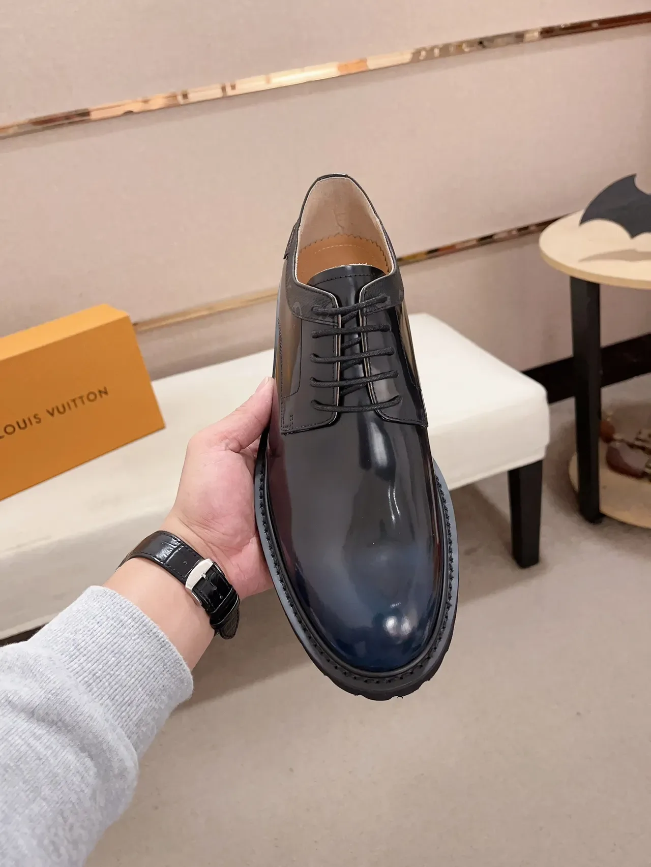 Louis Vuitton Zapatos Oxford Cuero Patent Negro Marino Punta con Tapa 5
