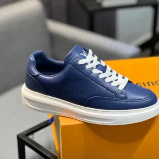 Louis Vuitton Navy White Couro Superior Painéis Laterais Perfurados Tênis Lifestyle