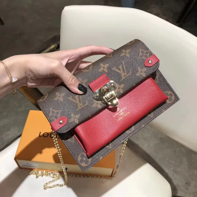Louis Vuitton Pochette Metis भूरी लाल मोनोग्राम कैनवास लेदर कंट्रास्ट चेन बैग 18