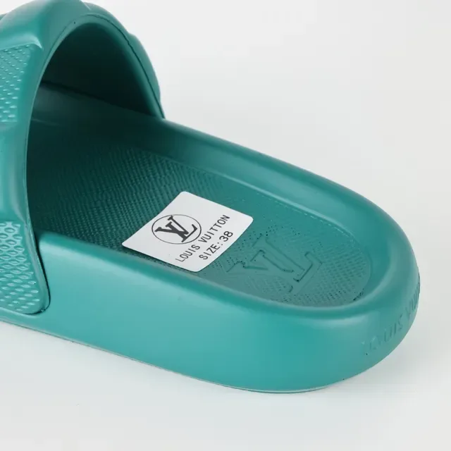 लुई विटन Pool Slide Teal क्विल्टेड स्ट्रैप स्लिपर 4