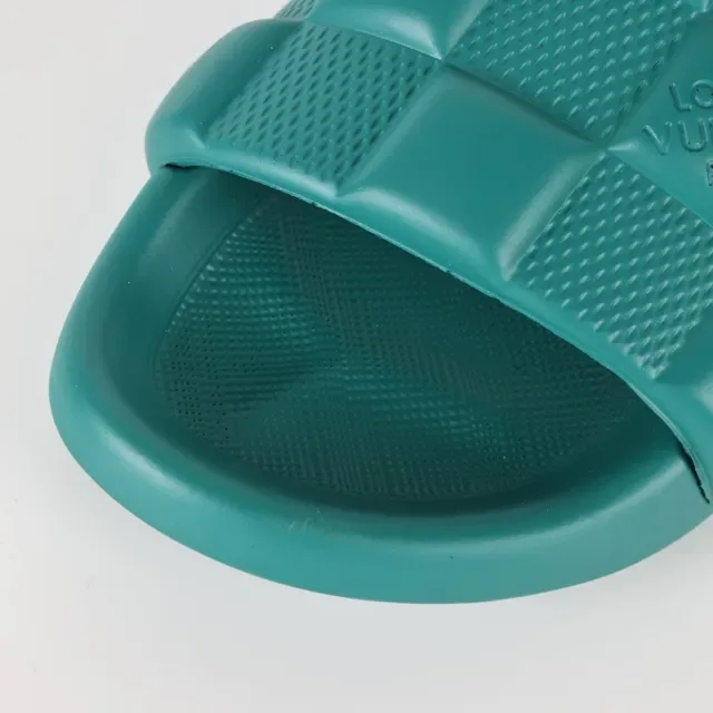 लुई विटन Pool Slide Teal क्विल्टेड स्ट्रैप स्लिपर 5
