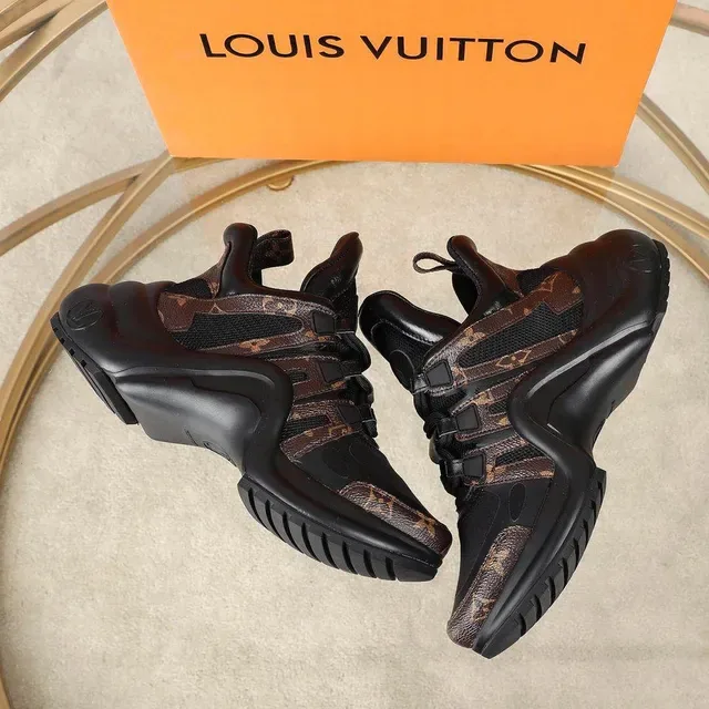 Louis Vuitton Run Away Monogram Negro Marrón Estilo de Vida Zapatillas 4