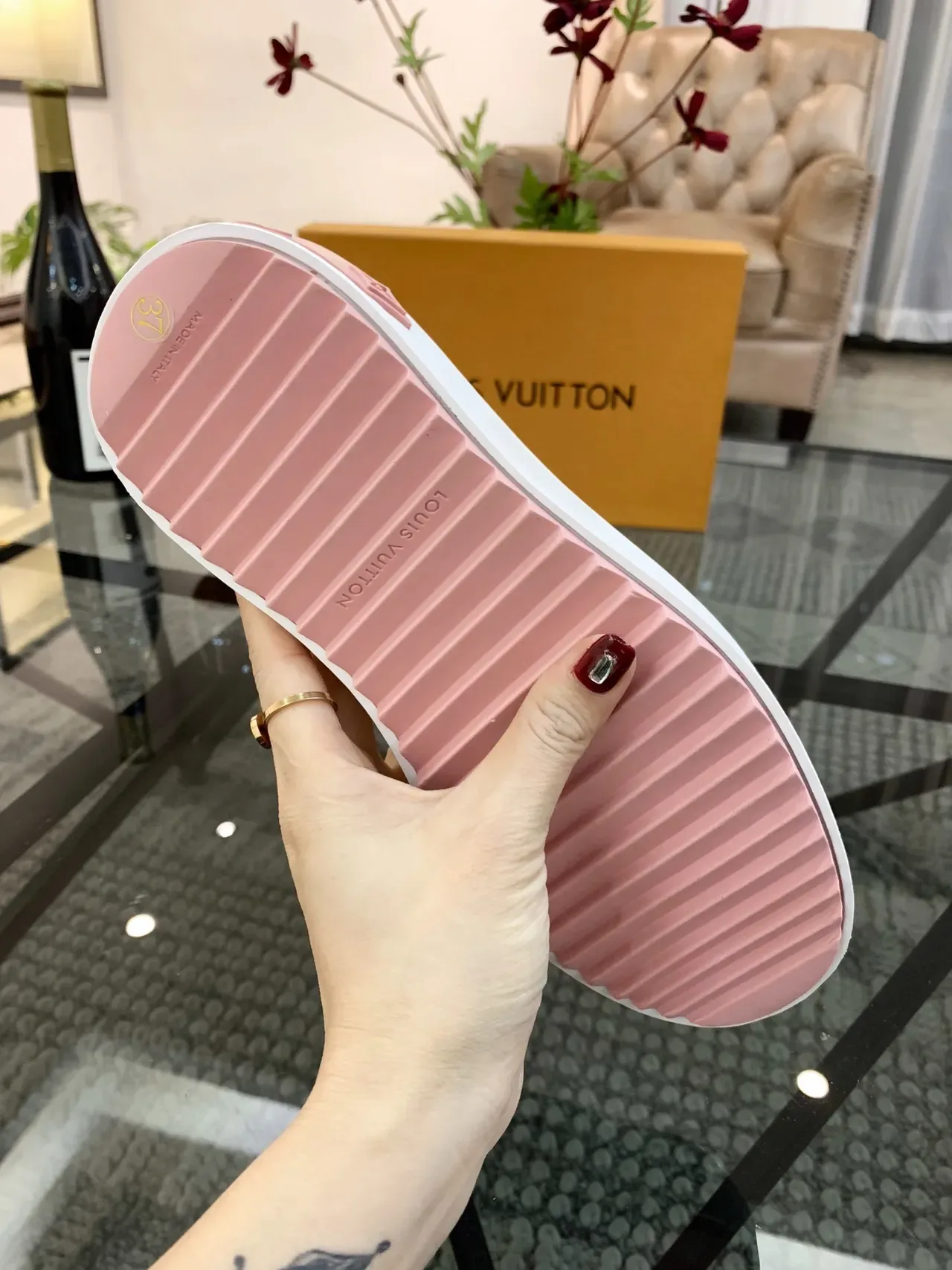 Louis Vuitton White and Pink Monogram Lifestyle Sneakers 4