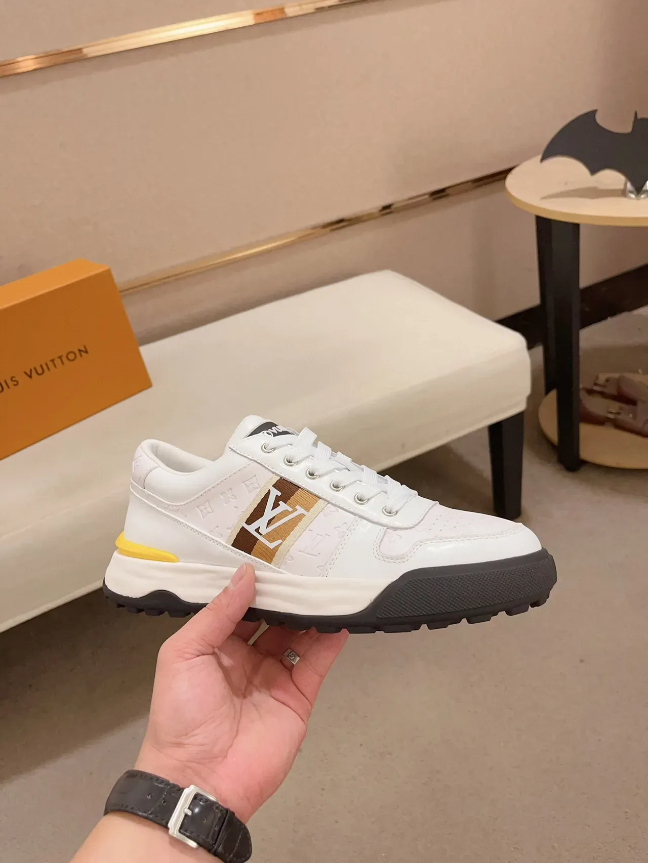 Louis Vuitton 白棕印花皮革镂空鞋头生活方式运动鞋 4