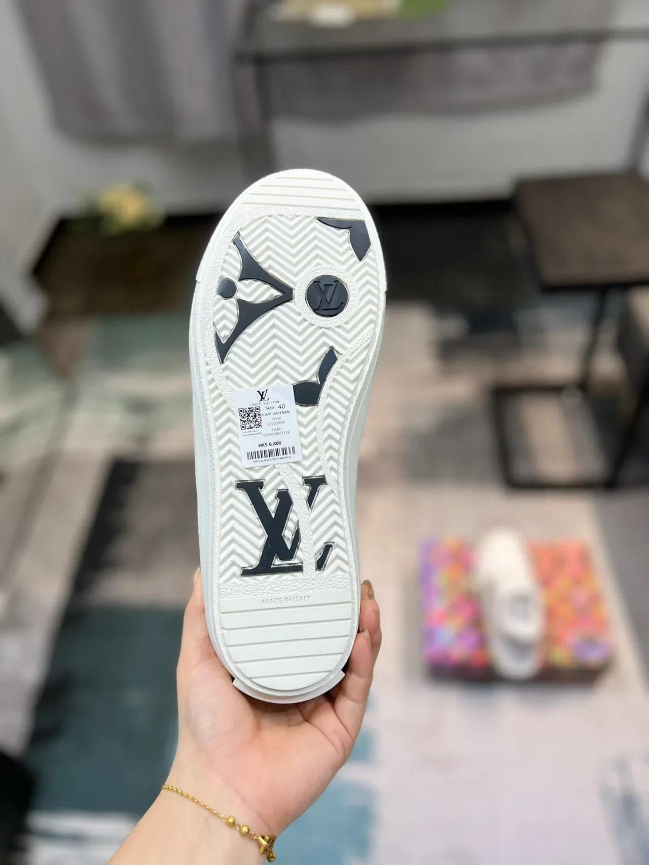 Louis Vuitton Sneakers Blancs Gris Monogramme-Embossé Cuir Panelé Low-Top Lifestyle 9