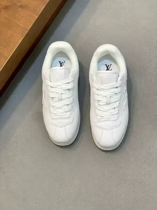 Louis Vuitton White Leather Lifestyle Sneakers 8