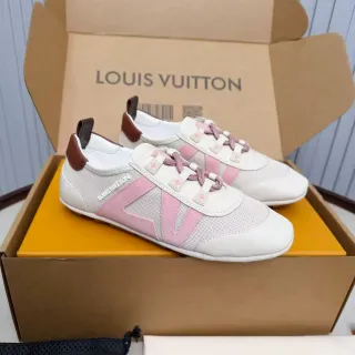 Louis Vuitton Blanco y Rosa Malla y Ante Construcción de Paneles Superposición en Forma de V Sneakers Lifestyle