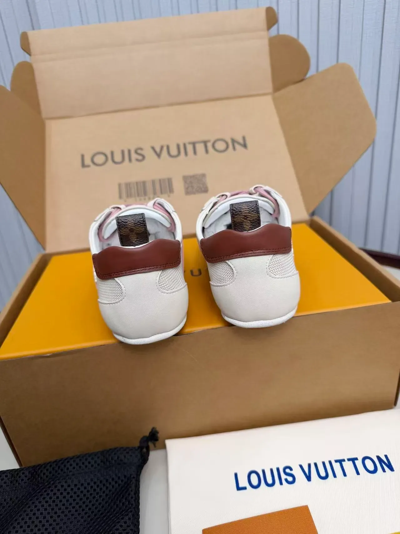 Louis Vuitton White Pink Mesh And Suede Panel Construction V-Shaped Overlay Lifestyle Sneakers 4