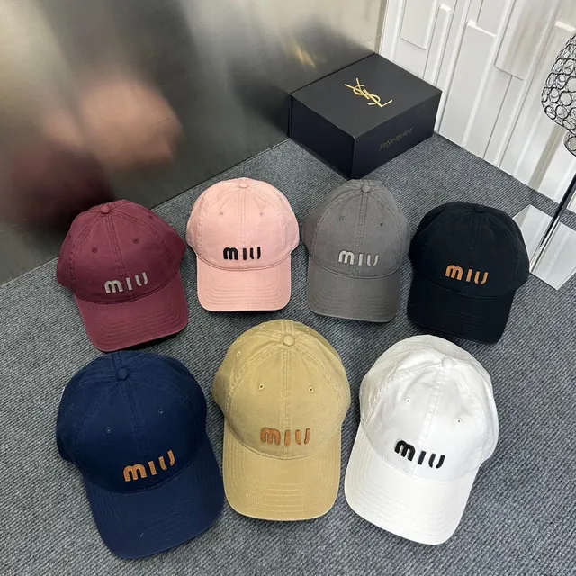 Miu Miu casquette baseball logo brodé bordeaux 2