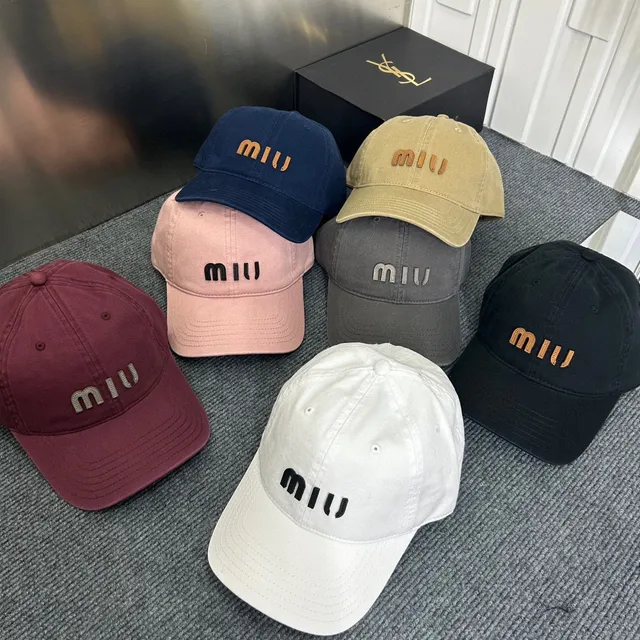 Miu Miu casquette baseball logo brodé bordeaux 3