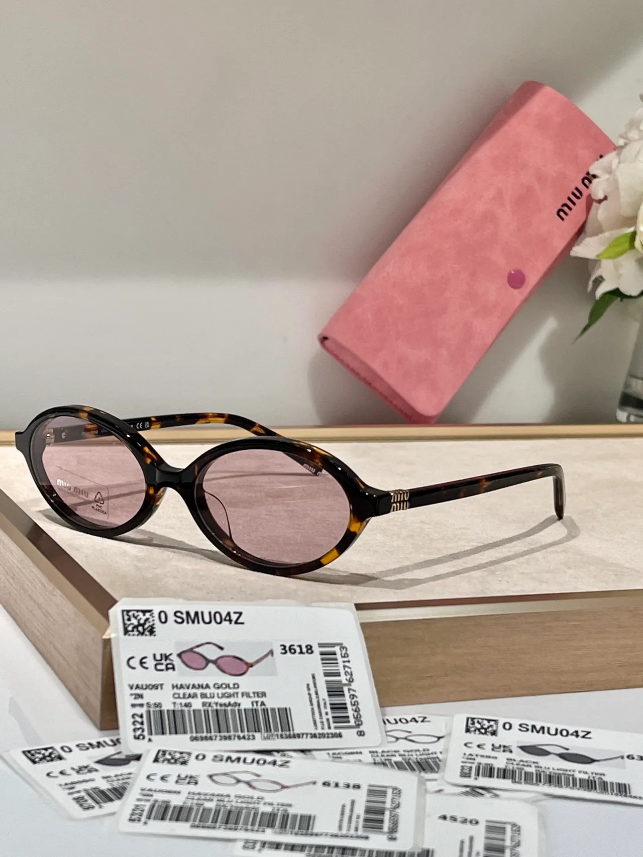 Miu Miu SMU04Z 奶油色椭圆形醋酸太阳镜 8