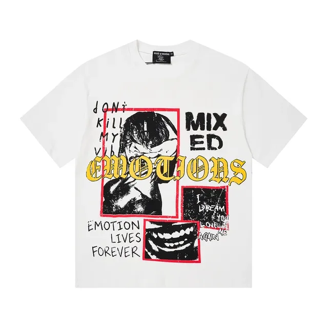 Camiseta de colagem gráfica Mixed Emotion Mixed Emotion Forever 3