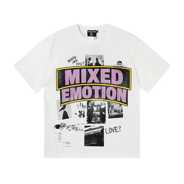 تي شيرت Mixed Emotion أبيض ووردي بطباعة جرافيك ستايل كولاج 2