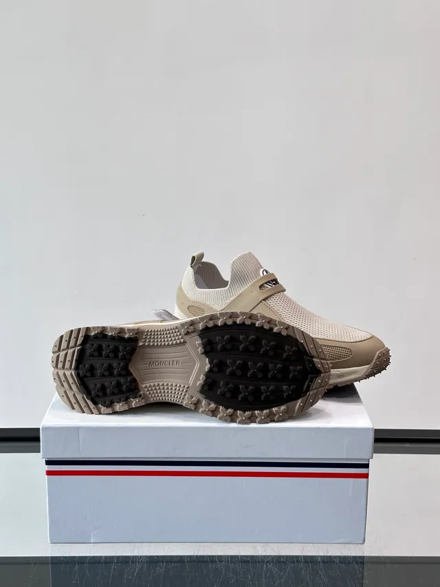 Moncler Tênis Lifestyle Slip-On Bege de Malha 2
