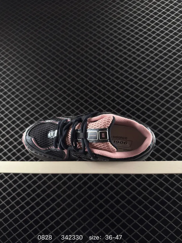 New Balance 1906R Negro Rosa Zapatos retro para correr 4