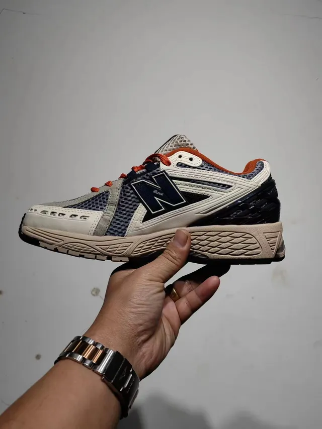 New Balance 1906R azul cinza bege laranja tênis de corrida 3