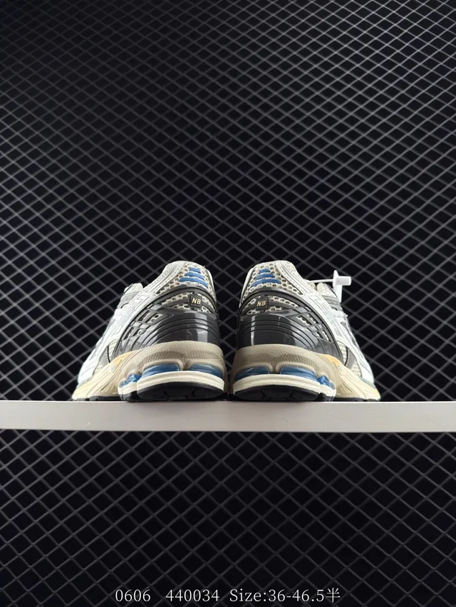 New Balance 2002R Gray Black Layered Mesh And Synthetic Upper Retro Runner Silhouette Chunky Sneakers 3