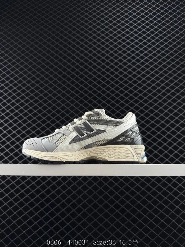 New Balance 2002R Gray Black Layered Mesh And Synthetic Upper Retro Runner Silhouette Chunky Sneakers 5