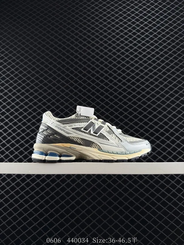 New Balance 2002R Gray Black Layered Mesh And Synthetic Upper Retro Runner Silhouette Chunky Sneakers 6