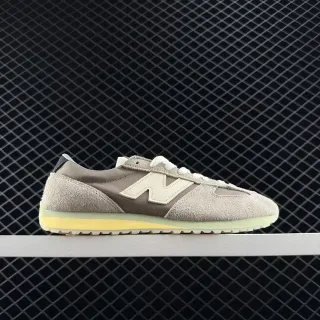 New Balance 471 বেইজ সুয়েড-ফ্যাব্রিক রেট্রো লাইফস্টাইল স্নিকার্স
