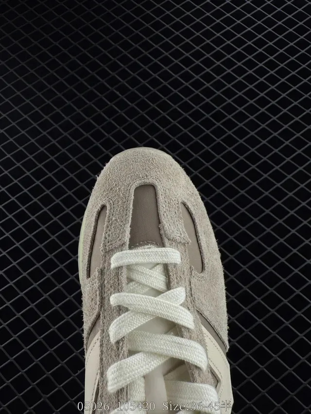 New Balance 471 Beige Suede-Fabric Retro Lifestyle Sneakers 3