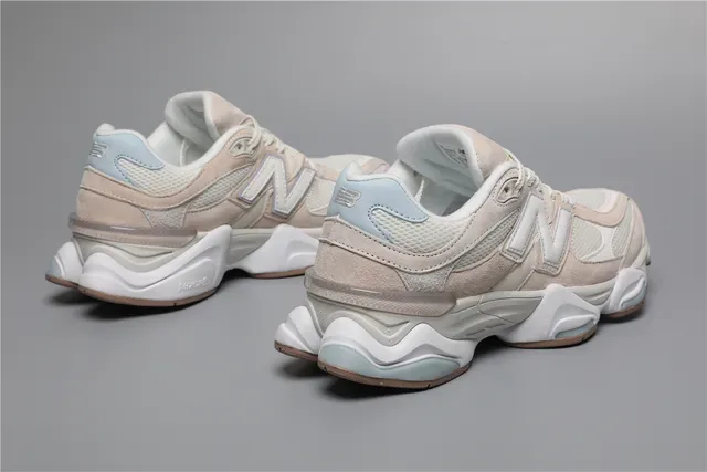 New Balance 9060 bege e azul claro tênis lifestyle 3