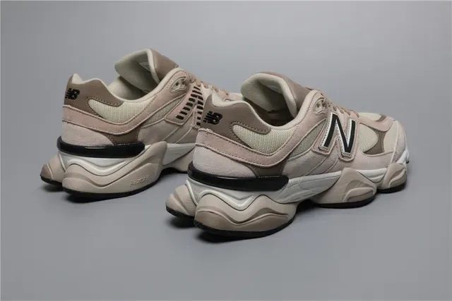 New Balance 9060 Bege Tênis Lifestyle de Camurça e Malha em Camadas 3
