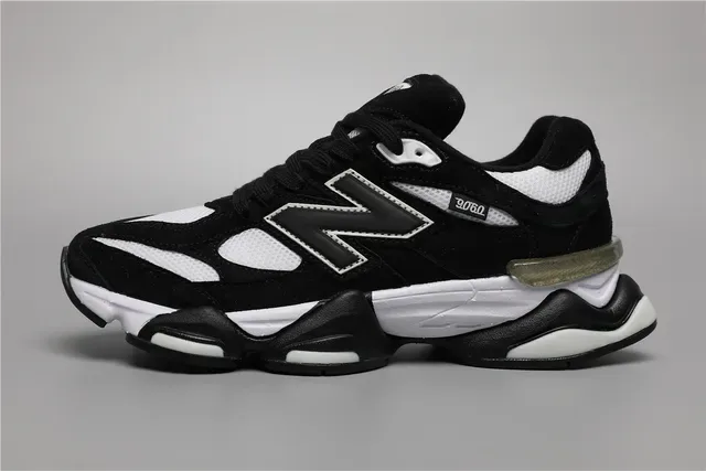 New Balance 9060 حذاء أسلوب حياة أسود وأبيض 9