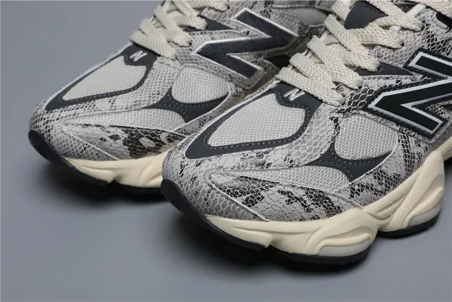 New Balance 9060 حذاء رياضي أسلوب حياة مطبوع بخطوط جلد الثعبان 4