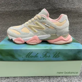 New Balance 米色粉 雕塑中底 网布与麂皮面板 厚底运动鞋