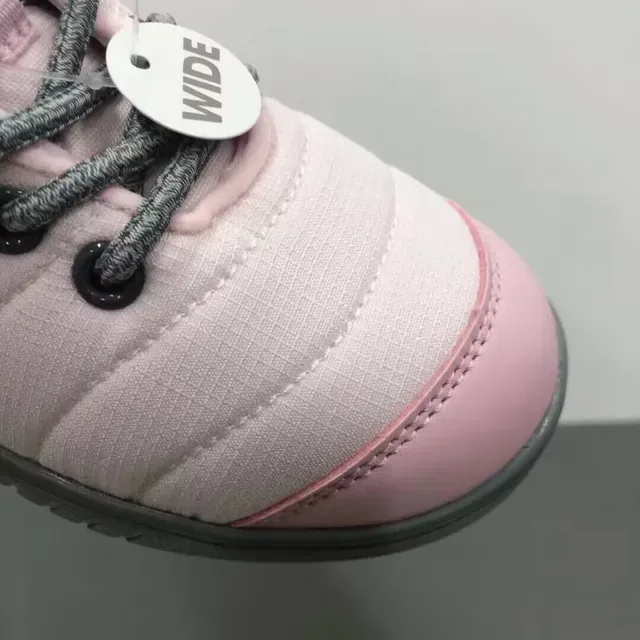 New Balance sneakers lifestyle noir blanc avec partie supérieure matelassée, col doublé en peluche 9
