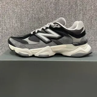New Balance Cinza Preto Sola Multicamadas Malha e Camurça Painéis Tênis Chunky