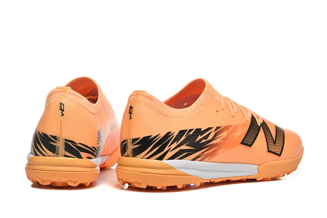 New Balance Orange Noir Knit Upper Outsole Turf Chaussures de football 5