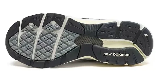 New Balance White Gray Mesh-and-Synthetic Upper ENCAP Midsole Lifestyle Sneakers 2