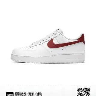 Nike Air Force 1 白色和红色生活方式运动鞋