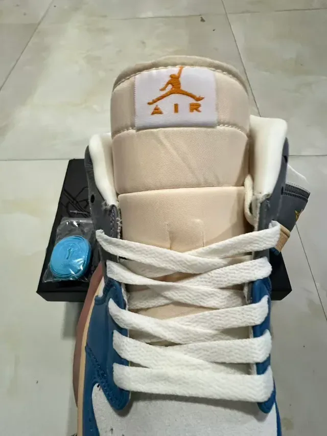 Nike Air Jordan 1 Low Gris Azul Crema Zapatillas Lifestyle 4
